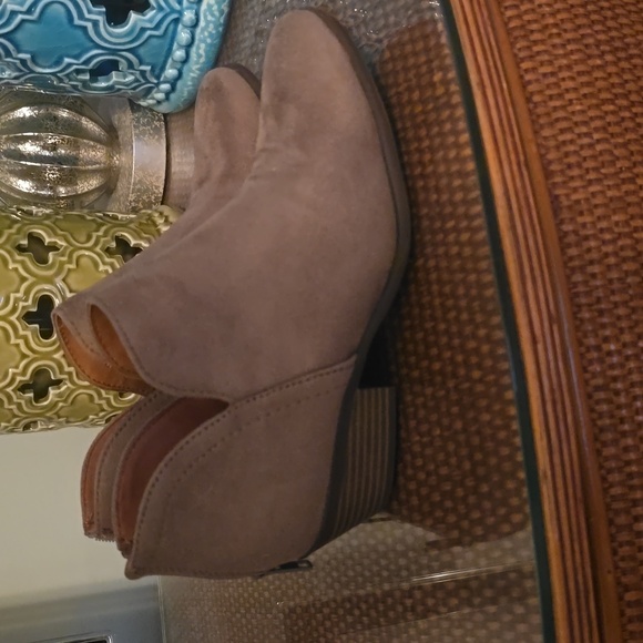 Gray Faux Suede Booties Size 8.5 (#17) - Picture 2 of 8